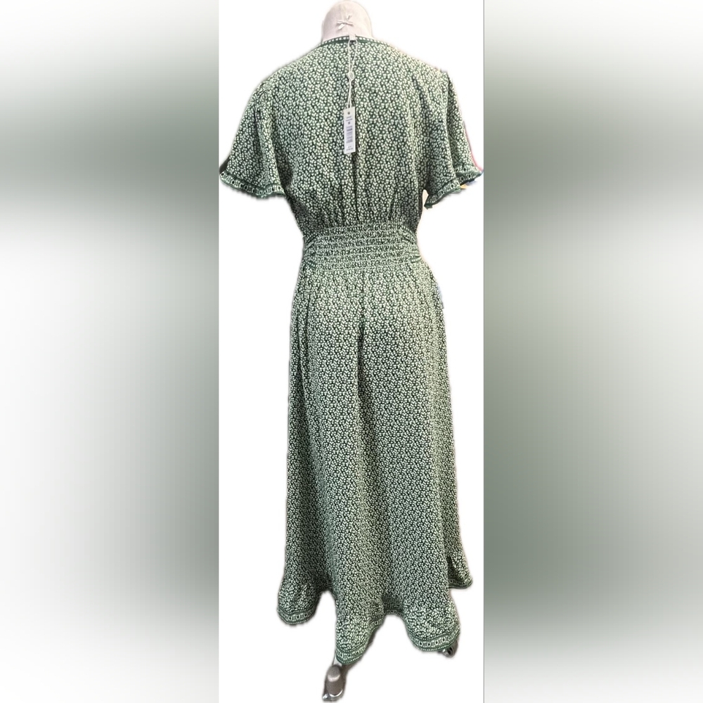 Max Studio Green Patterned Wrap Dress - Picture 5 of 9